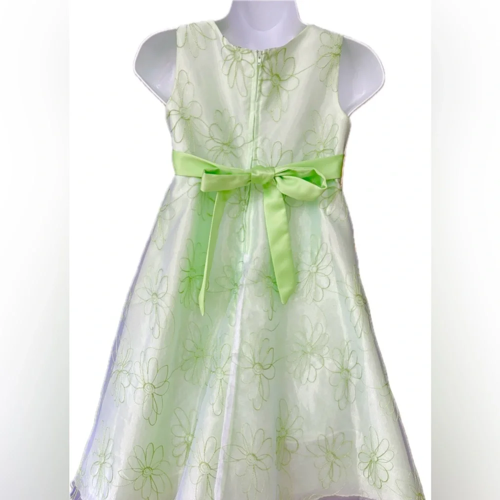 🐣Vintage Elegant Organza Green Floral Kids Dress - Size 10.5 🐣